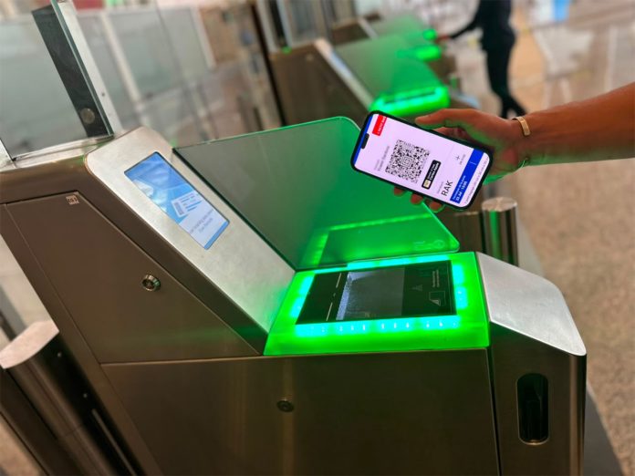 Les aéroports marocains tournent la page de la carte d'embarquement papier Les aéroports marocains tournent la page de la carte d'embarquement papier