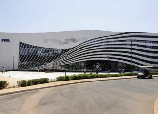La Fifa fait son mea culpa lors de sa réunion de crise au Maroc