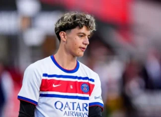 Adam Mouak rejoint le groupe du PSG pour le choc face à Manchester City
